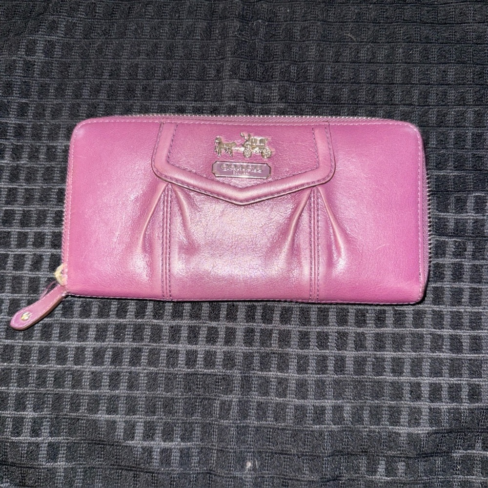 Coach Madison Berry zip around Leather Wallet.